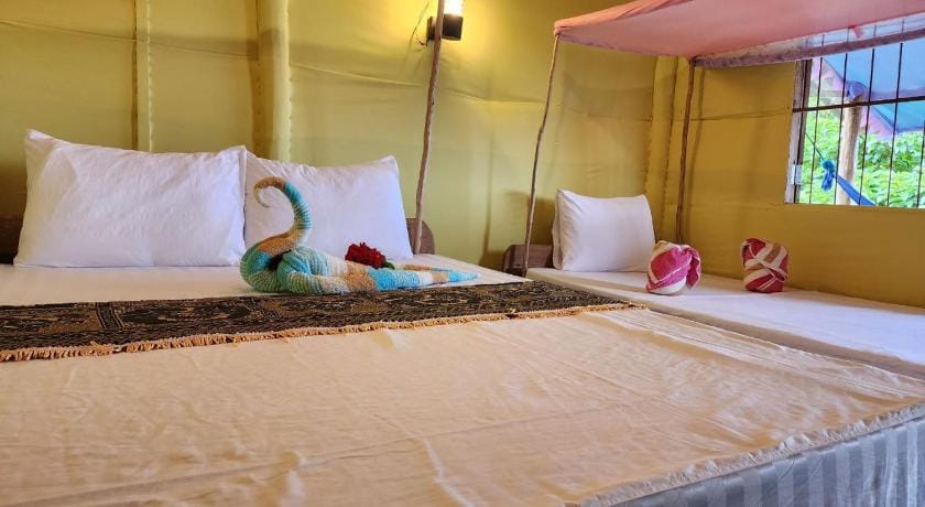 Koh Rong sea view bungalow Lodge in Sihanoukville