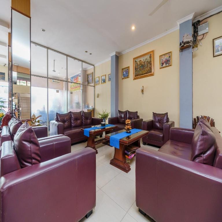RedDoorz @ Pematangsiantar Hotel in Indonesia