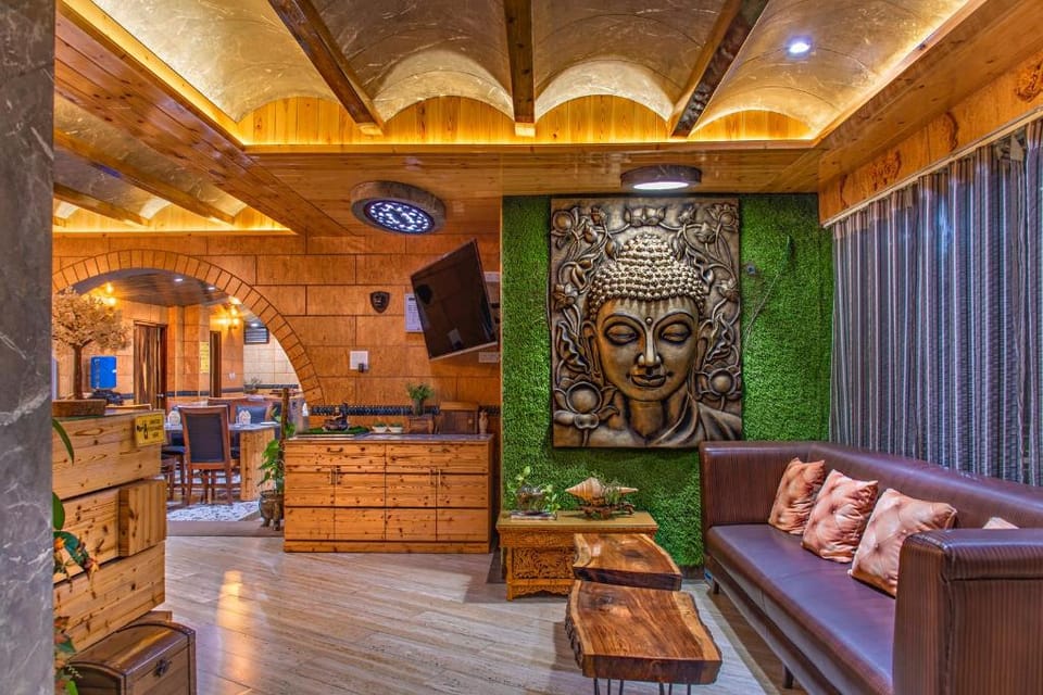 Kanishka Retreat Chail Hotel in Himachal Pradesh