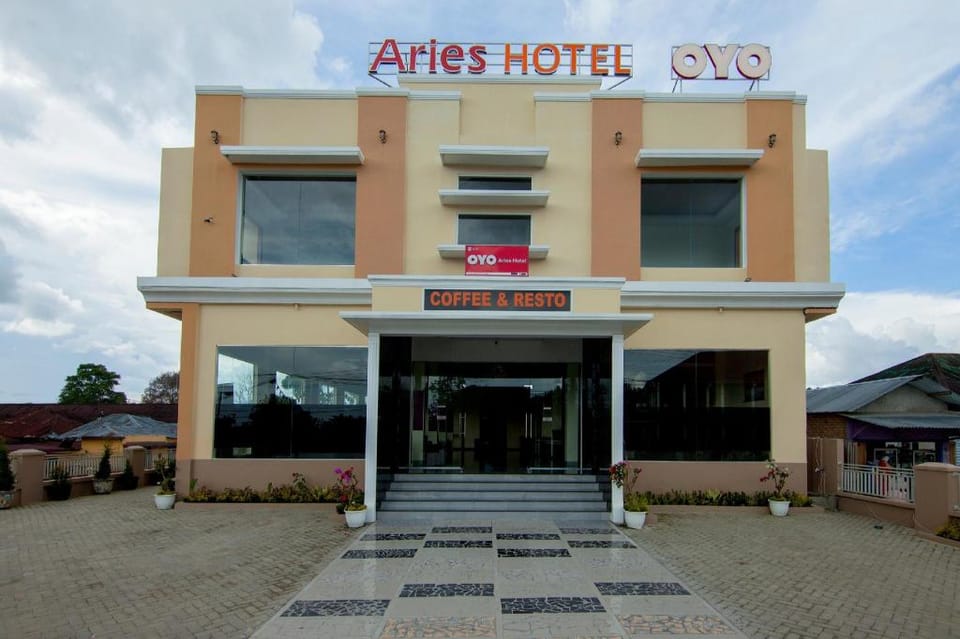OYO 1819 Aries Hotel Hotel in Indonesia