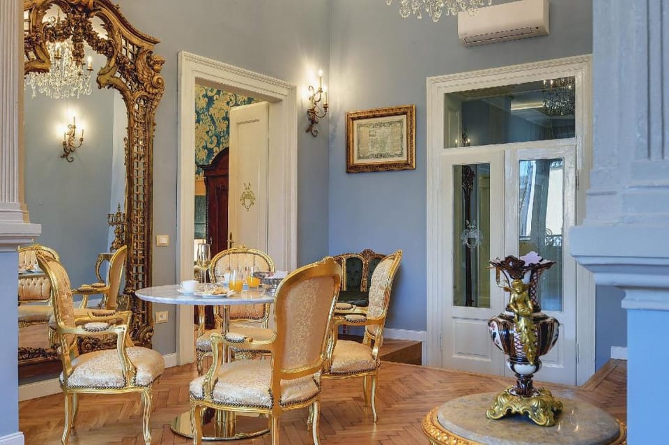 Demartini Palace Apartment in Pula