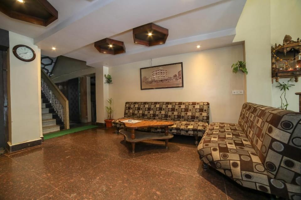 SPOT ON 46277 Hotel Blue Diamond Hotel in Maharashtra