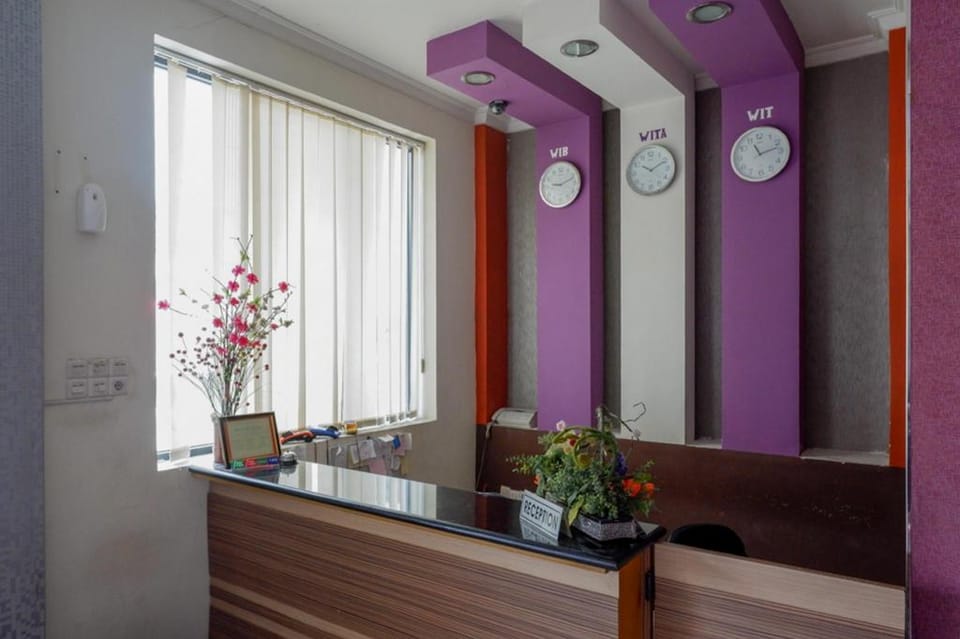 RedDoorz near Monumen Habibi Ainun Hotel in Indonesia