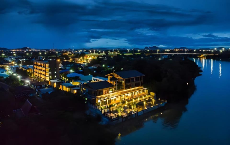 Rachabhura Hotel Hotel in Thailand