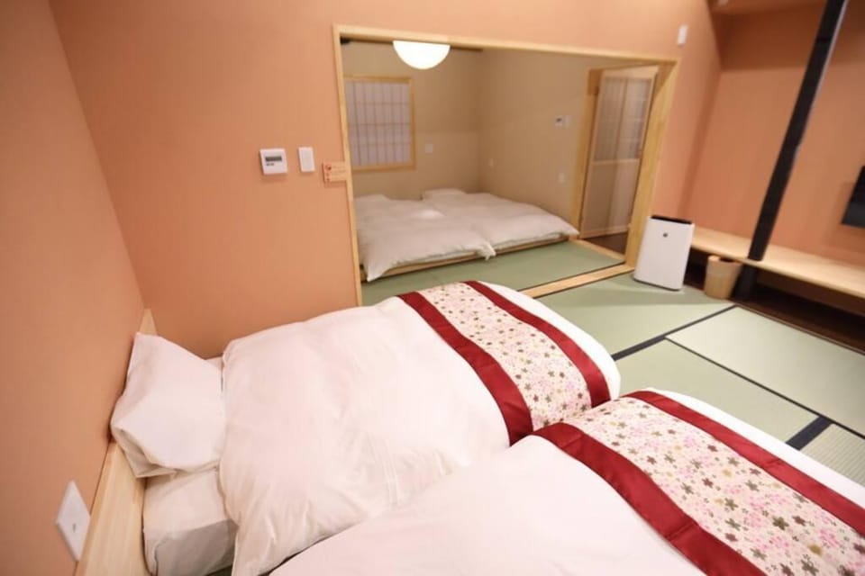 SEN Shichijo-Mibu Ninosai Easy access to Kyoto STA Vacation rental in Kyoto