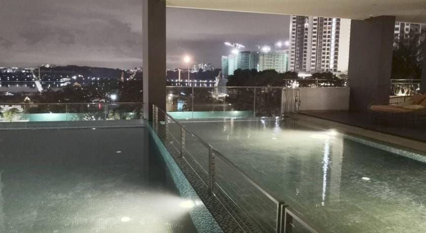 Baby & kids friendly, JB CIQ, Romantic Duplex Apartment in Johor Bahru