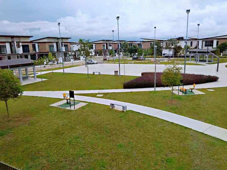 Bandar Cemerlang Cluster House at Ulu tiram Vacation rental in Johor Bahru