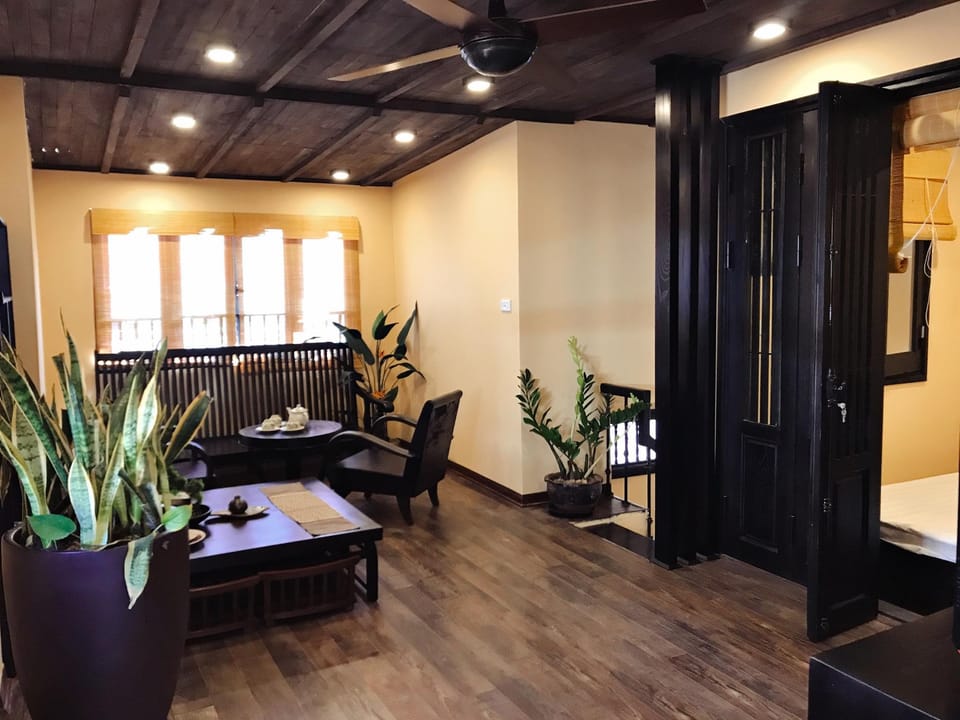 4BR/MY HANOI ! Authentic Vietnamese 1940s /CENTRE Apartment in Hanoi