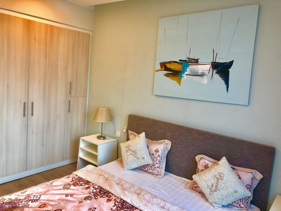 VIP ARTEMIS 5* Apartment in Hanoi