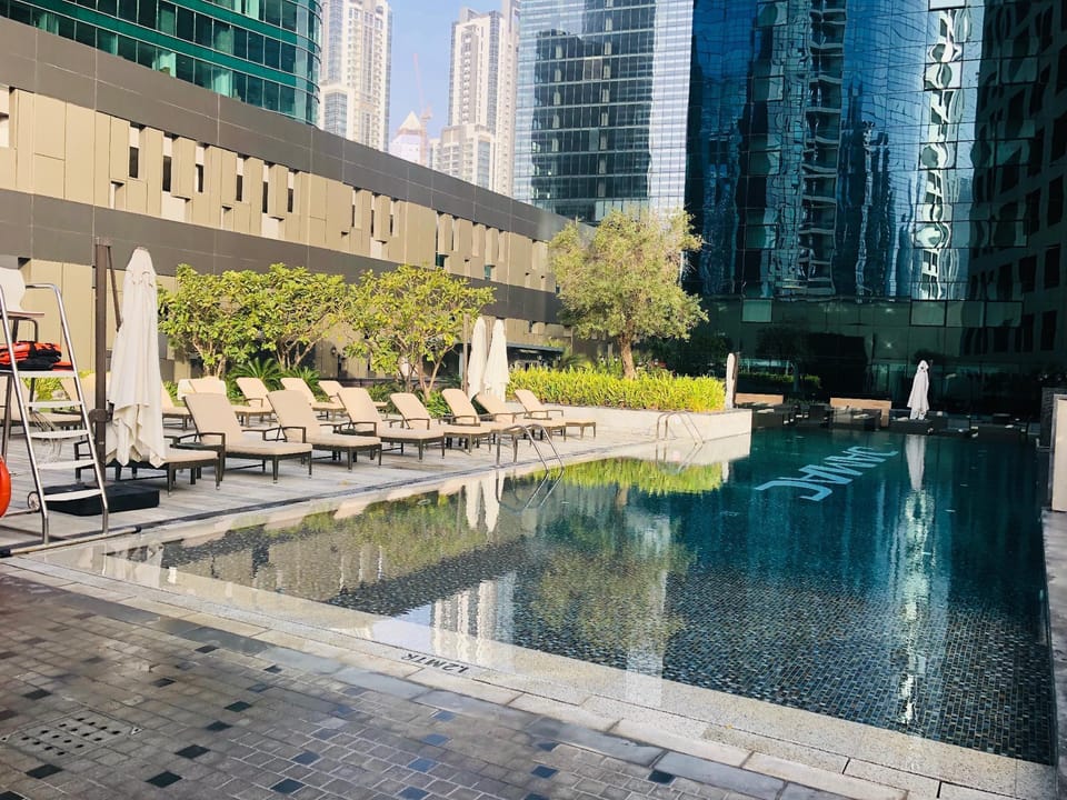 5 Star Studio Living in Business Bay Near Metro Apartment in Dubai