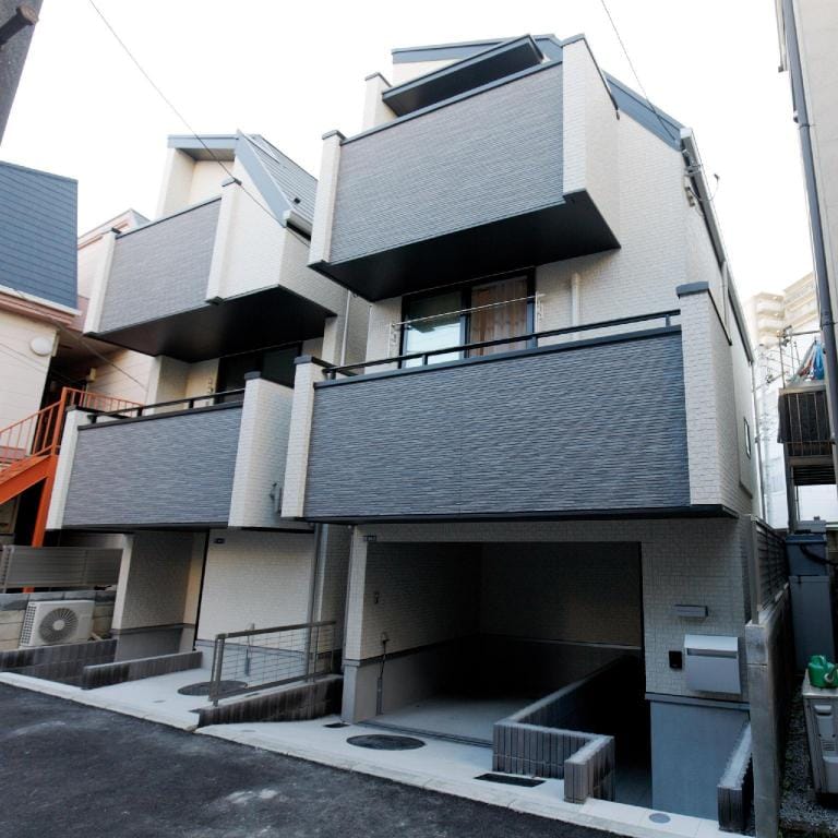 GM3442 Quiet 3-Story Home for 6 near Shinjuku Vacation rental in Shinjuku