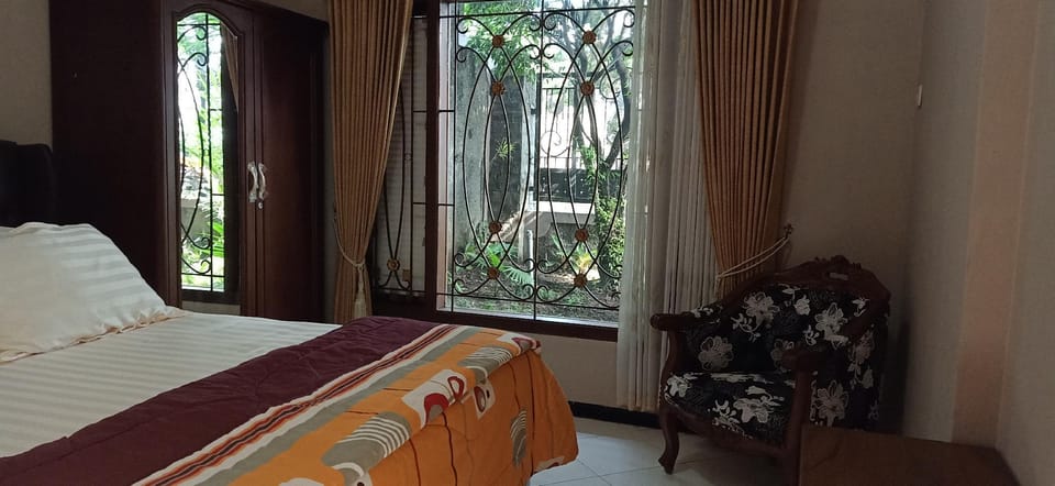 Villa saida Villa in Batu