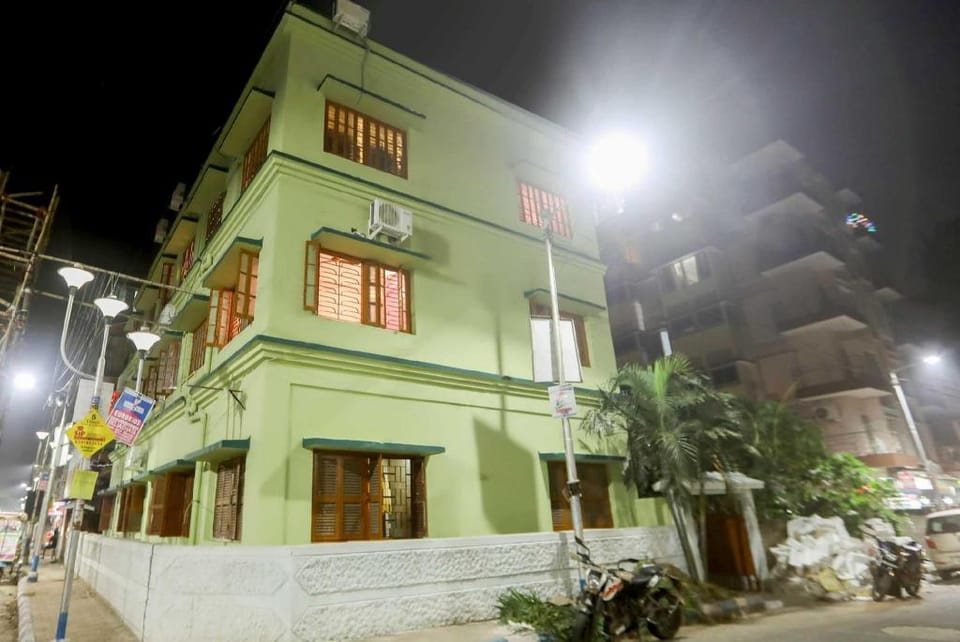 Hotel O PG Guest House Hotel in Kolkata