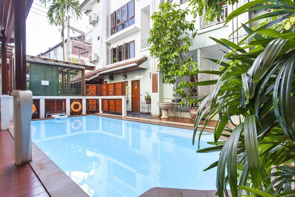 Moonlight Boutique Home 24BR w/Pool in City Villa in Chiang Mai
