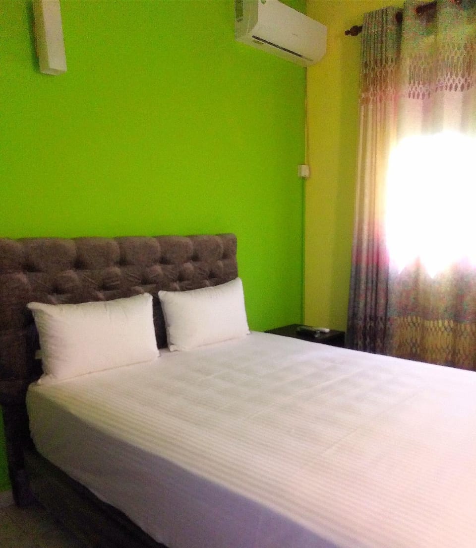 Nensha Inn Vacation rental in Western Province