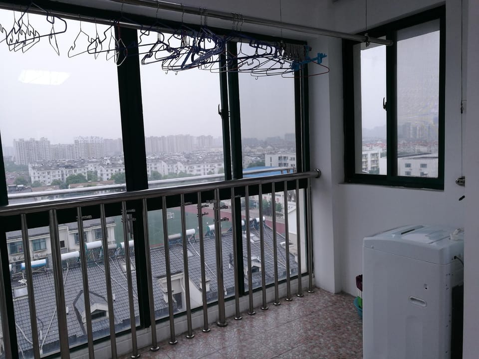 Feel's home can stay up to 11 people. You can cook Vacation rental in Nanjing