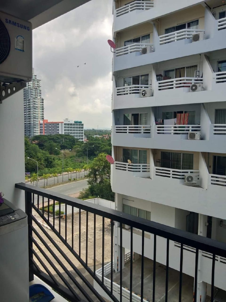 Trio Gems chill place and close to the beach Apartment in Pattaya City