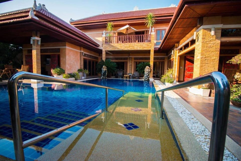 Exclusive  Luxury  Balinese Private Pool Villa  Villa in Pattaya City