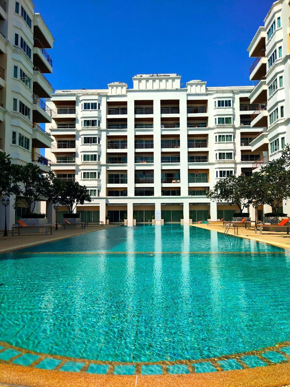 T.W. Jomtien Beach Twin family room Apartment in Pattaya City