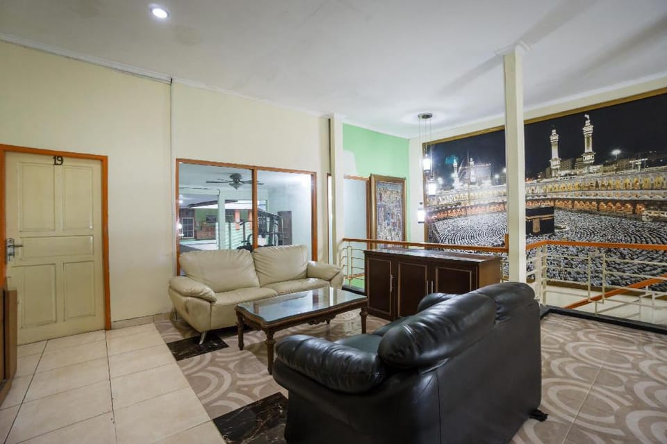 OYO 1798 Hotel 37 Syariah Hotel in South Jakarta City