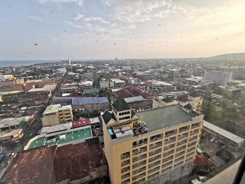 Avida Towers Davao 19C  Fibr 50mbps Apartment in Davao City