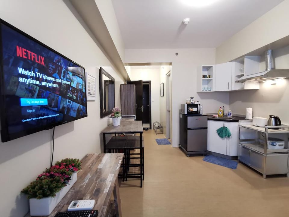 Avida Towers Davao 19D Fibr 50mbps  Apartment in Davao City