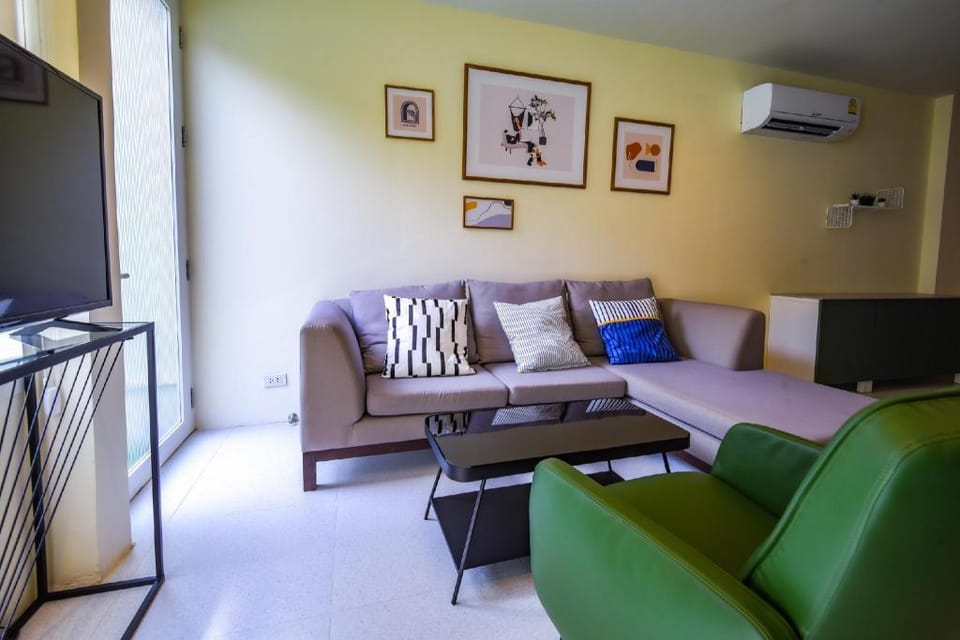 Aroon Home Vacation rental in Bangkok