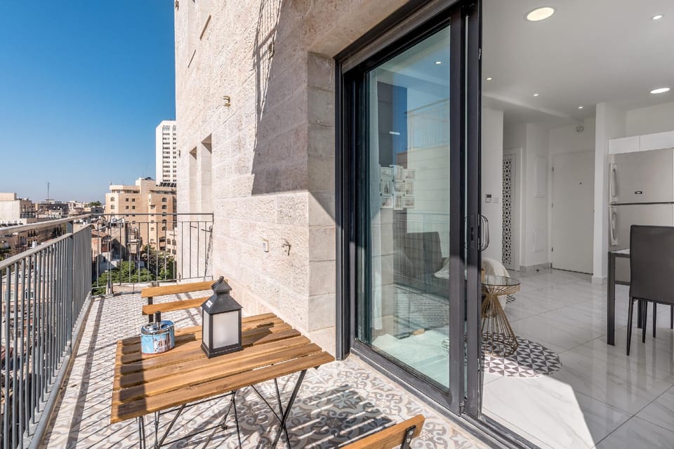 Modern 1BDR in the heart of JLM-Even Israel #49 Apartment in Jerusalem