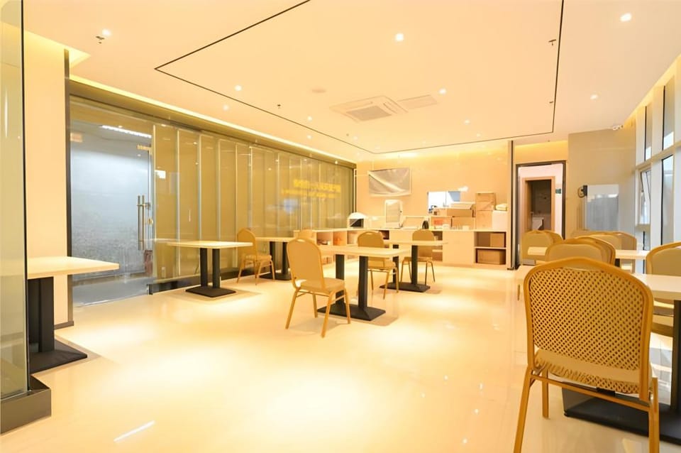 City Comfort Inn Zhuhai Qinglv Zhong Road Hotel in Guangdong