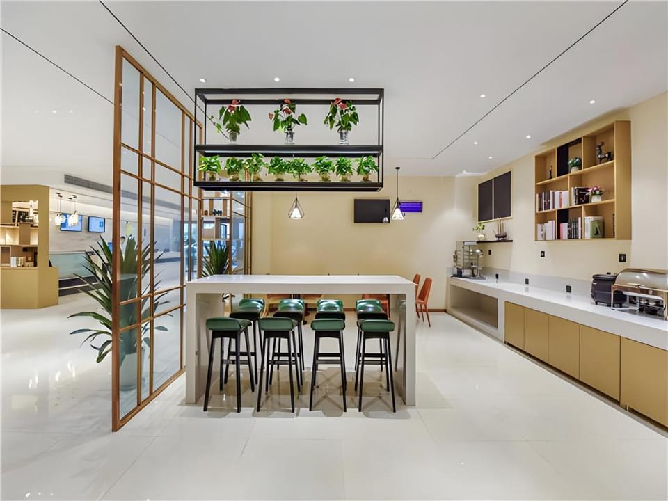 City Comfort Inn Chongqing Chayuan Metro Station Hotel in China