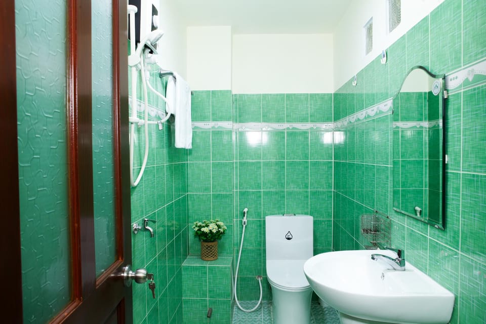 PT house, cozy room, unique design, 15m to Airport Vacation rental in Ho Chi Minh City