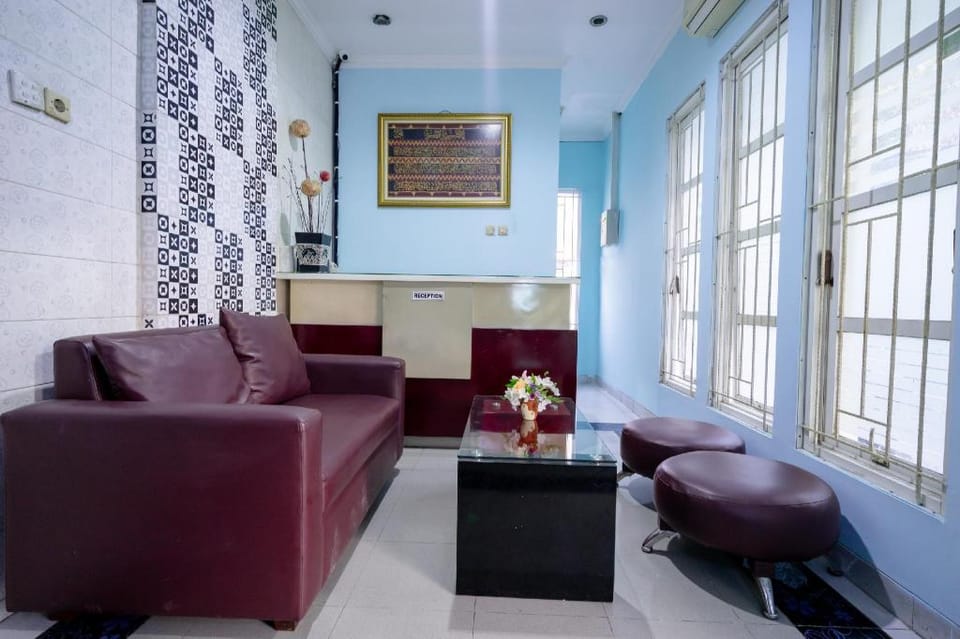OYO 1829 Zaira House Hotel in Special Region of Yogyakarta