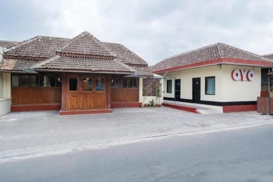 OYO 1700 Danurejan Guesthouse Hotel in Yogyakarta