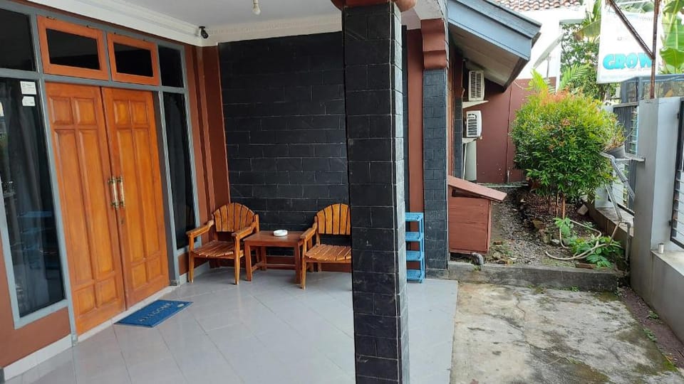 Nameless Homestay Vacation rental in Special Region of Yogyakarta