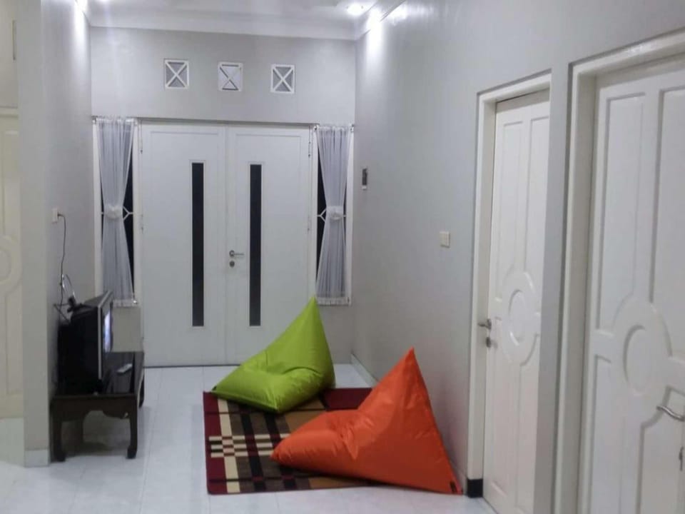 SECOND HOME 3 NEAR MALIOBORO Vacation rental in Special Region of Yogyakarta