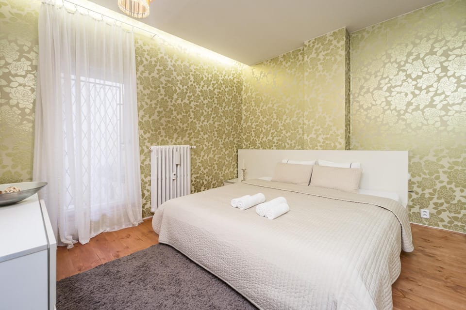 Charles Bridge Apartment by MABANO ESTATES  Apartment in Prague