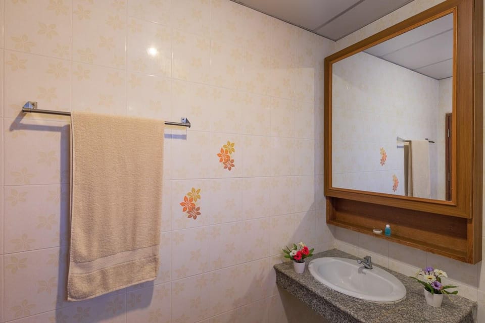 The Wedgewood Home 12BR Sleeps24 w/Pool in Patong Villa in Patong