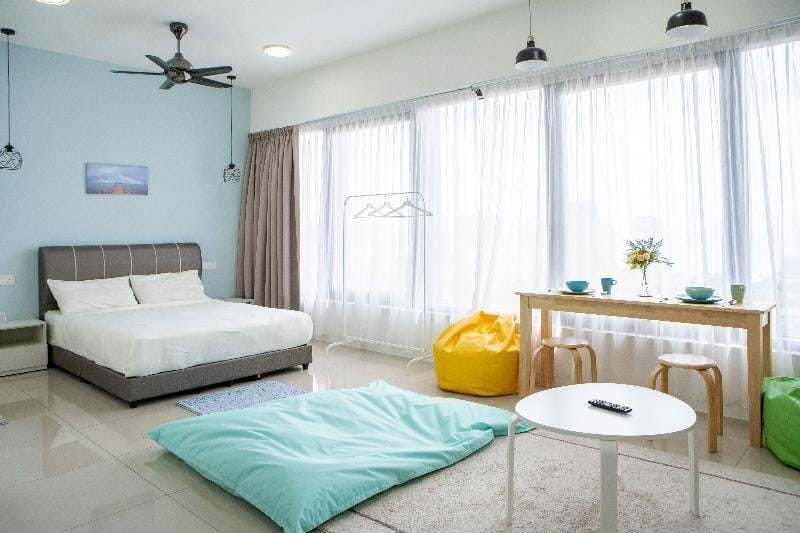 PANORAMIC 180 SEAVIEW COMFY STUDIO IN GEORGETOWN Apartment in George Town
