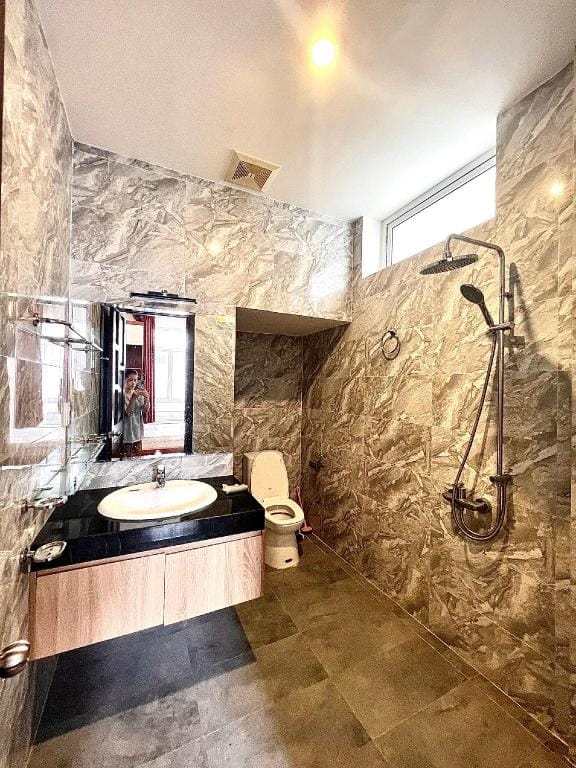 Light House with Sea View 5*BR Near Beach Villa in Da Nang