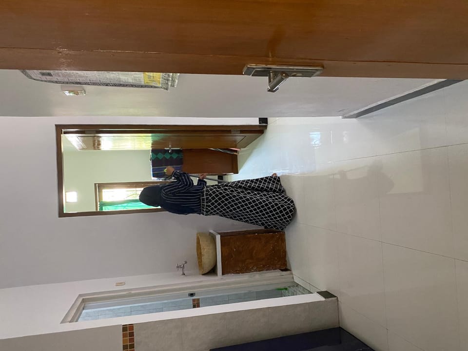 Bale Bagoes Sarjana Vacation rental in Batu Layar