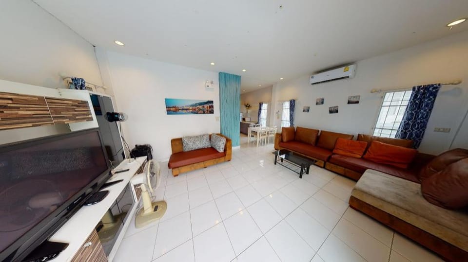 Near the Beach Pool villa Villa in Hua Hin District