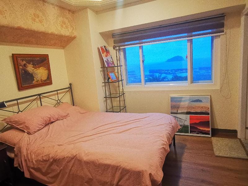 Super romantic of the seaview  good for family  Apartment in Taiwan, Province of China
