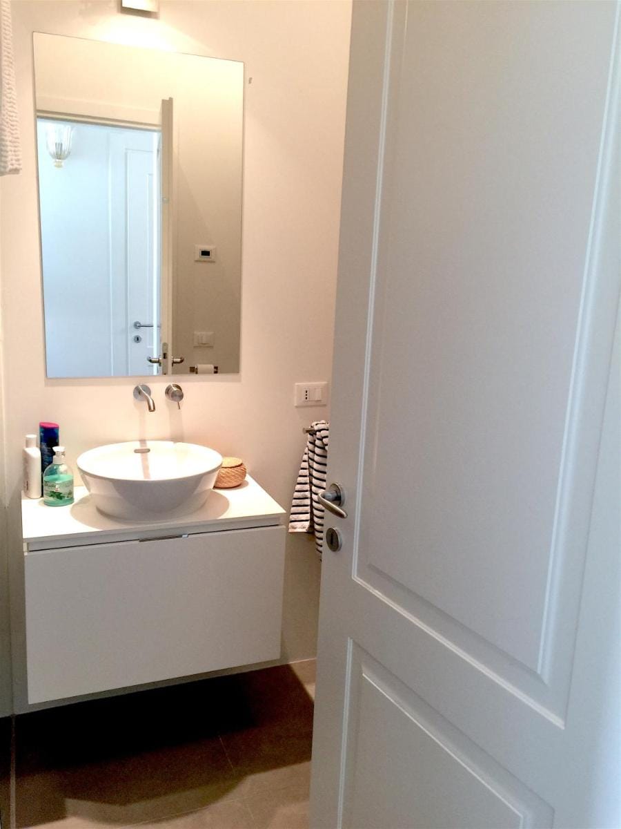 Ca' Farnese Beautiful big apt in traditional area Apartment in Venice