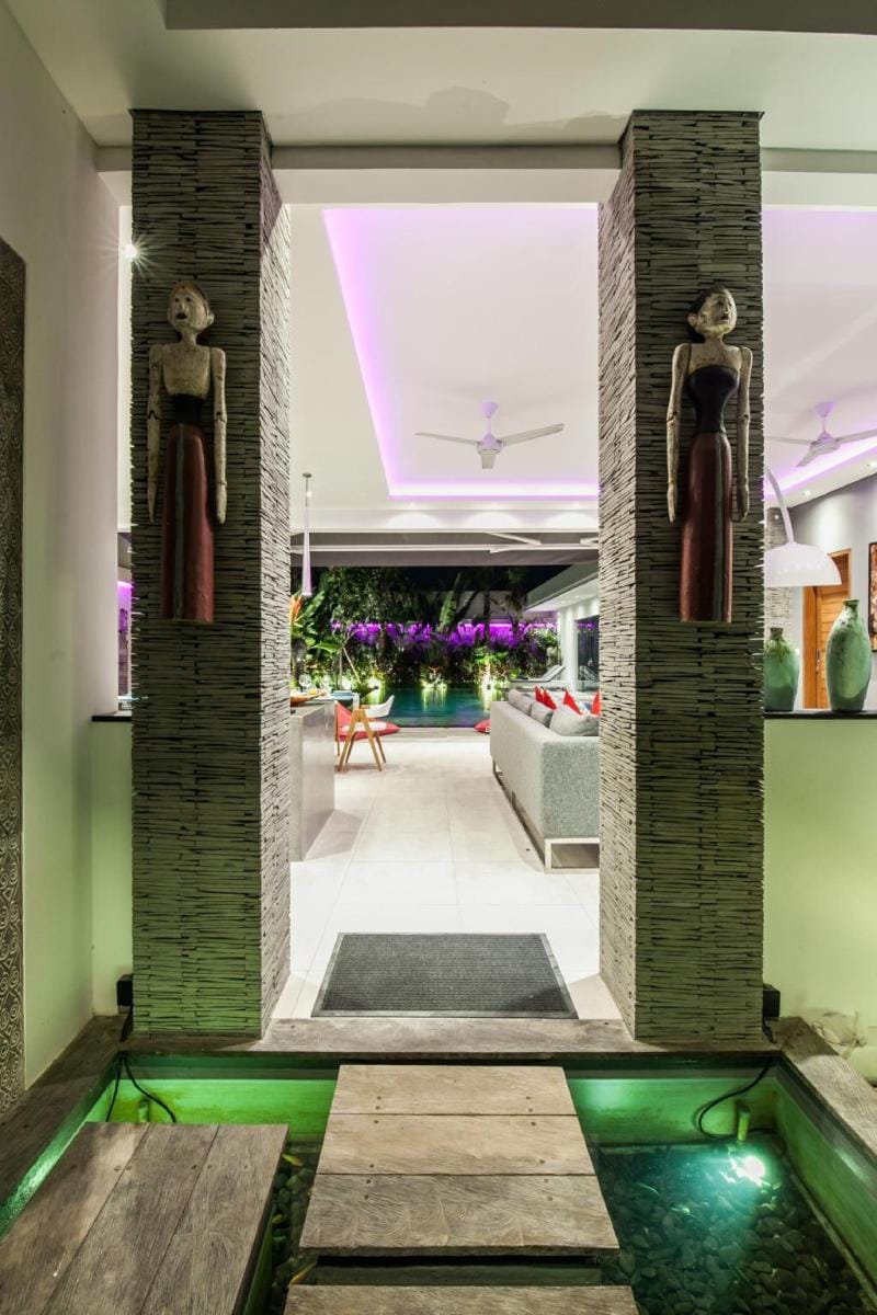 Picture Enjoying a Luxury 5 Star Villa Holiday in Seminyak, For Less Than a Standard Hotel Rate Villa in Kuta
