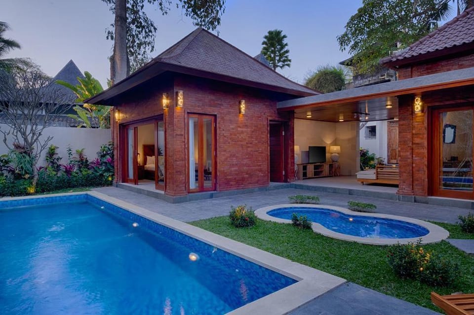 Cozy 2 BR Private Pool Villa #Z271 Villa in Sukawati