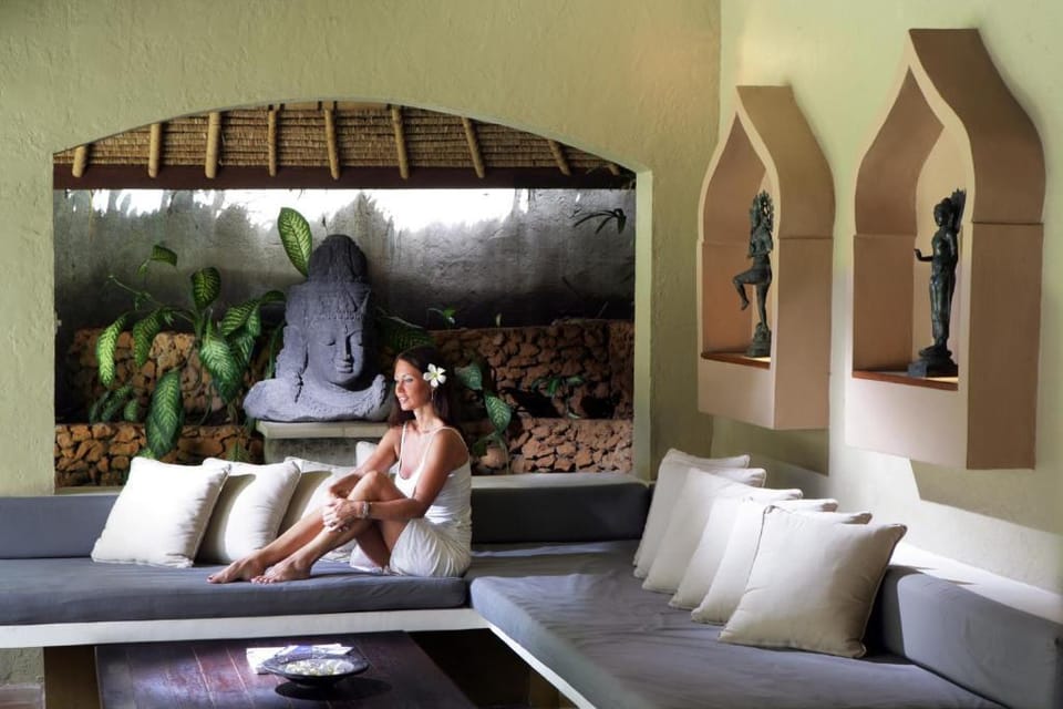Luxury 3 BR Private Pool Villa at Seminyak #Z265 Villa in Kuta