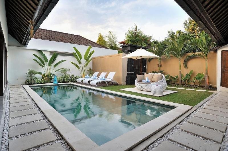 Family Gathering close to Shopping Mall Villa in Kuta