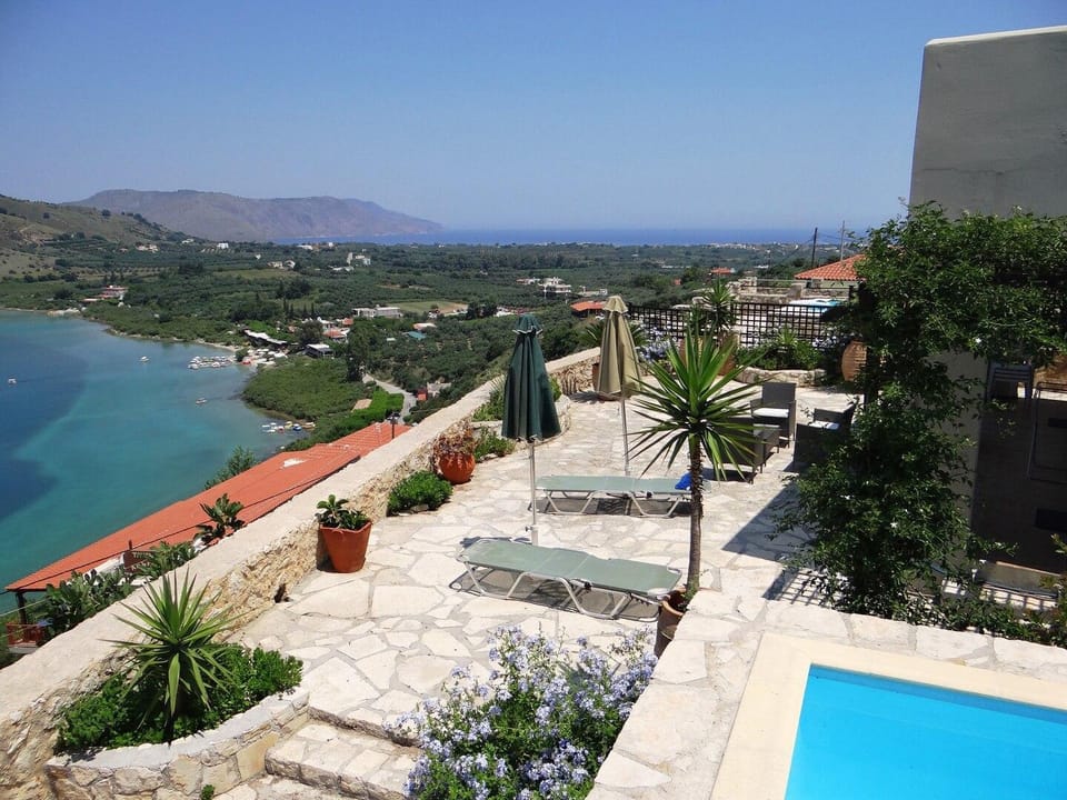 Cretan Lux Villa in Unrivaled Position in Kournas Villa in Crete