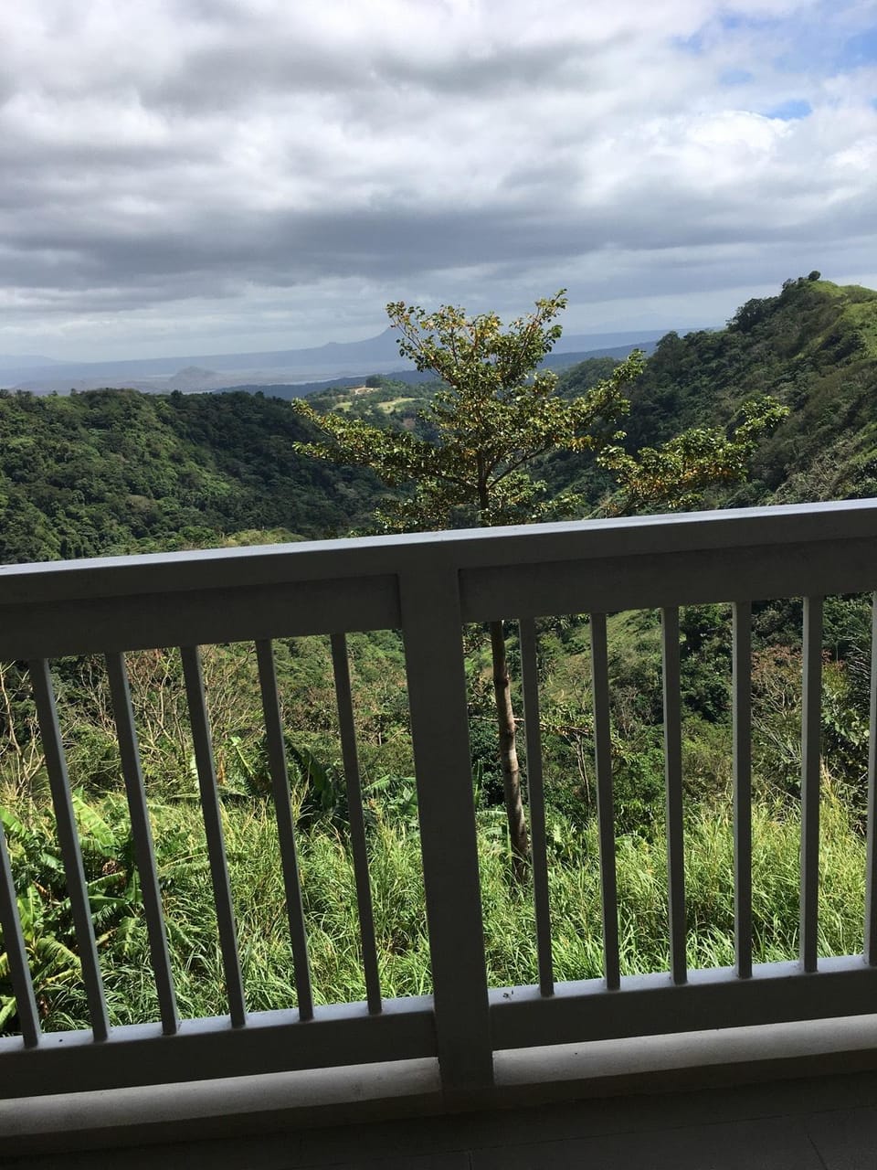 Relaxing place to enjoy!(unit LL3c merlot) Apartment in Calabarzon