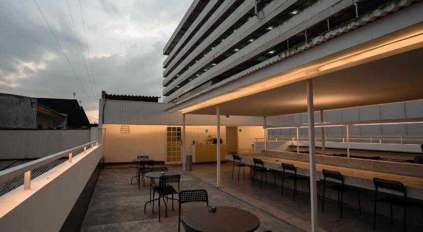 Bobopod Alun-Alun, Bandung Capsule hotel in Bandung